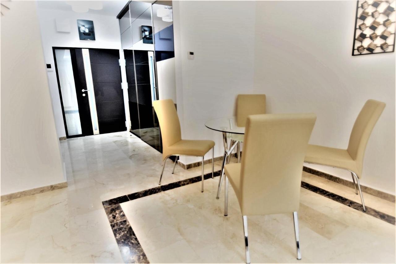 Sara In Luxury Sophia 3 Apartment Mamaia